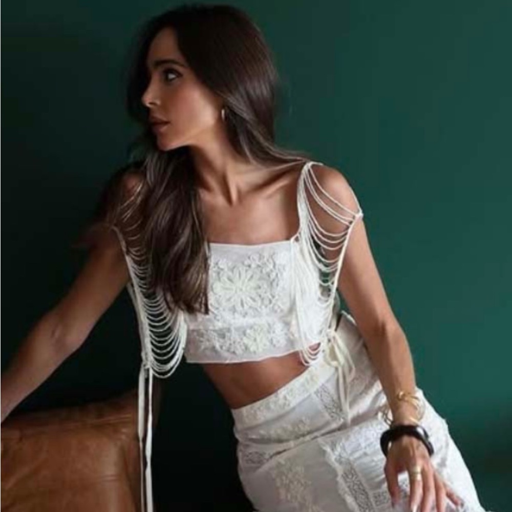 Zara White Embroidered Cropped Top with Beaded Sleeves